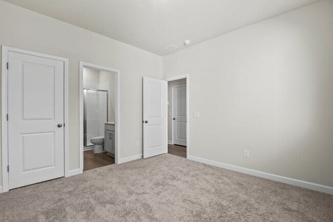 Building Photo - 9413 Sun Fountain Dr