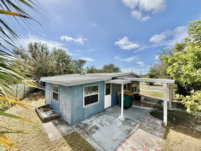 Building Photo - 9401 88th Way N