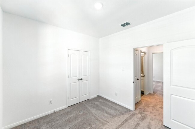 Building Photo - 1151 Amy Dr