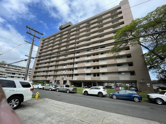 Primary Photo - LUNA-LIHO TOWERS 1/1/1 sec, A/C, W/D, lanai