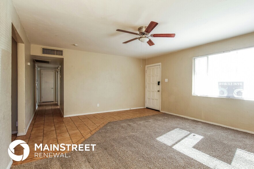 Building Photo - 4902 W Mulberry Dr