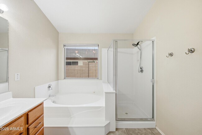 Building Photo - 12675 S 175th Ave