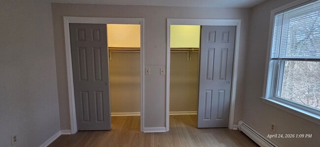 Building Photo - Tastefully Updated 3-bedroom, 2.5-bath rental in Derry