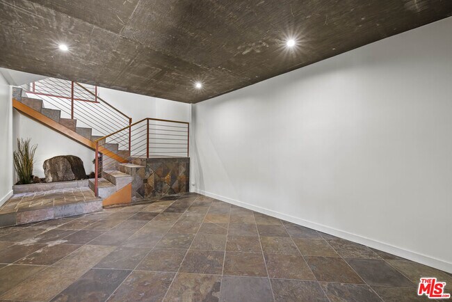 Building Photo - 2222 Bancroft Ave