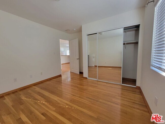 Building Photo - 4214 Lafayette Pl