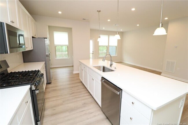 Building Photo - 1242 Channing Park Cir
