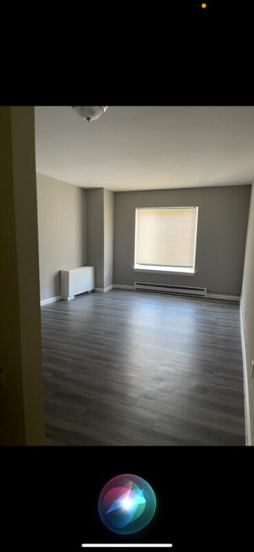 Building Photo - 12850 Dolphin St