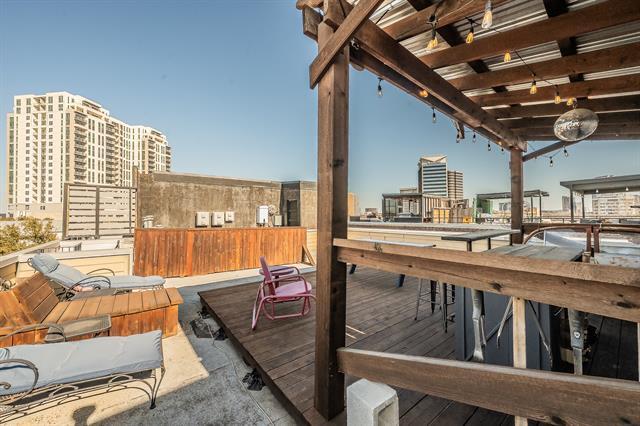 Building Photo - 3911 Gilbert Ave