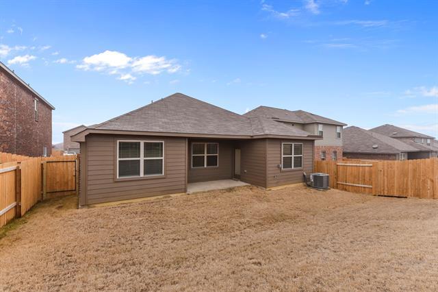 Building Photo - 5412 Persimmon Dr