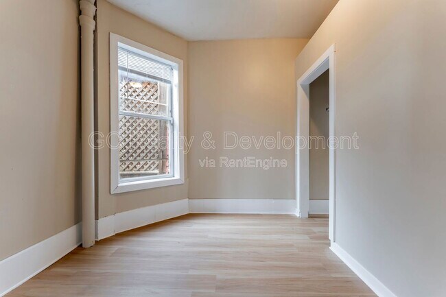 Building Photo - 3328 W Chicago Ave