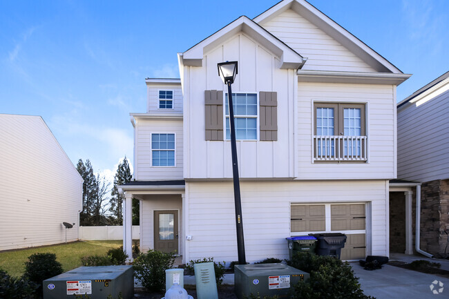 Building Photo - 42 Madaline Ln