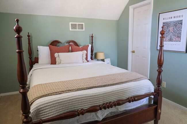 Building Photo - 1523 N Hershey Rd