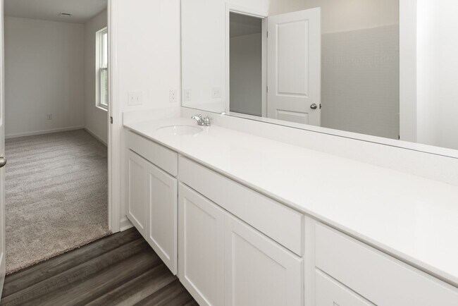 Building Photo - 543 Polaris Wy