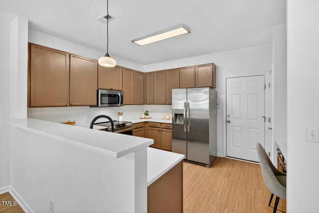 Building Photo - 3 Chownings St