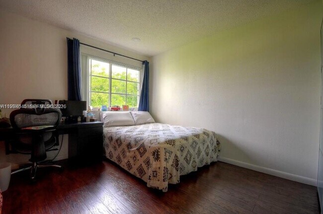 Building Photo - 4440 NW 107th Ave