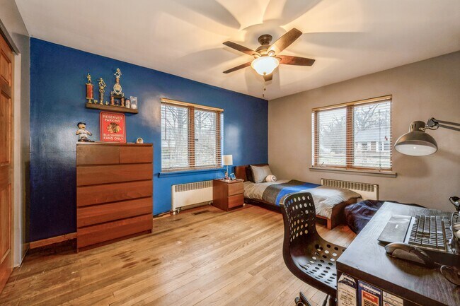 Bedroom 1 - 316 Iroquois Ave