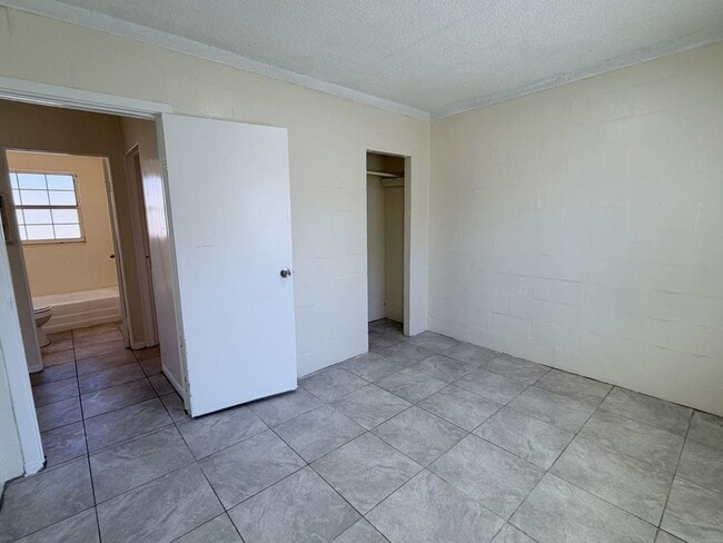 Building Photo - 1341 Winnifred St