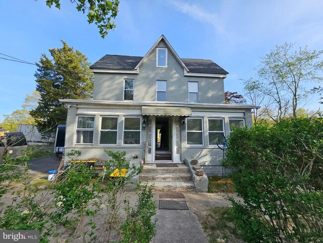 Primary Photo - 218 Arthur Ave