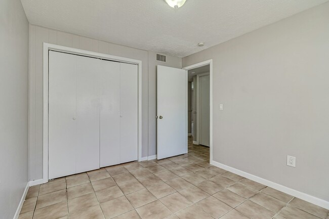 Building Photo - 8727 N 50th St