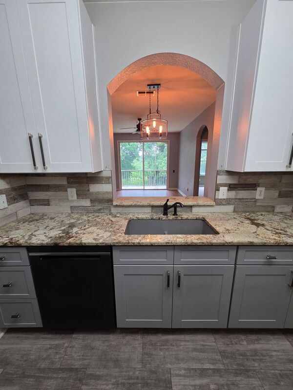 Building Photo - 584 Brantley Terrace Way