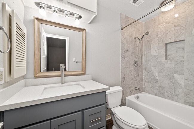 Building Photo - 11411 Hornbrook Dr