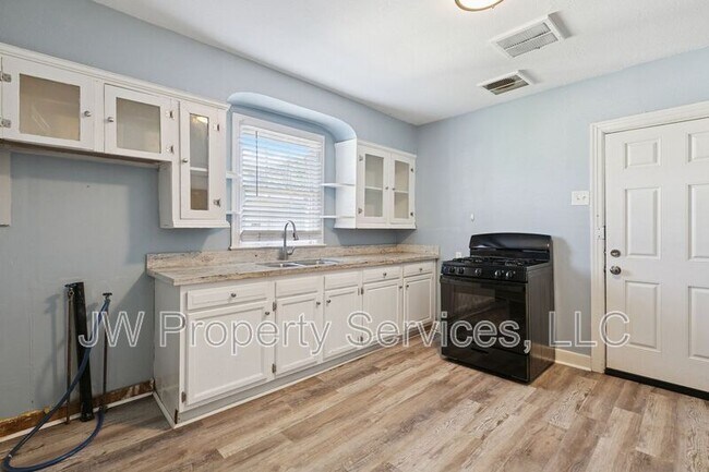 Building Photo - 1540 Richland Rd