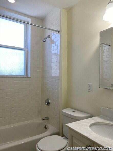 Building Photo - 3 Chauncy St