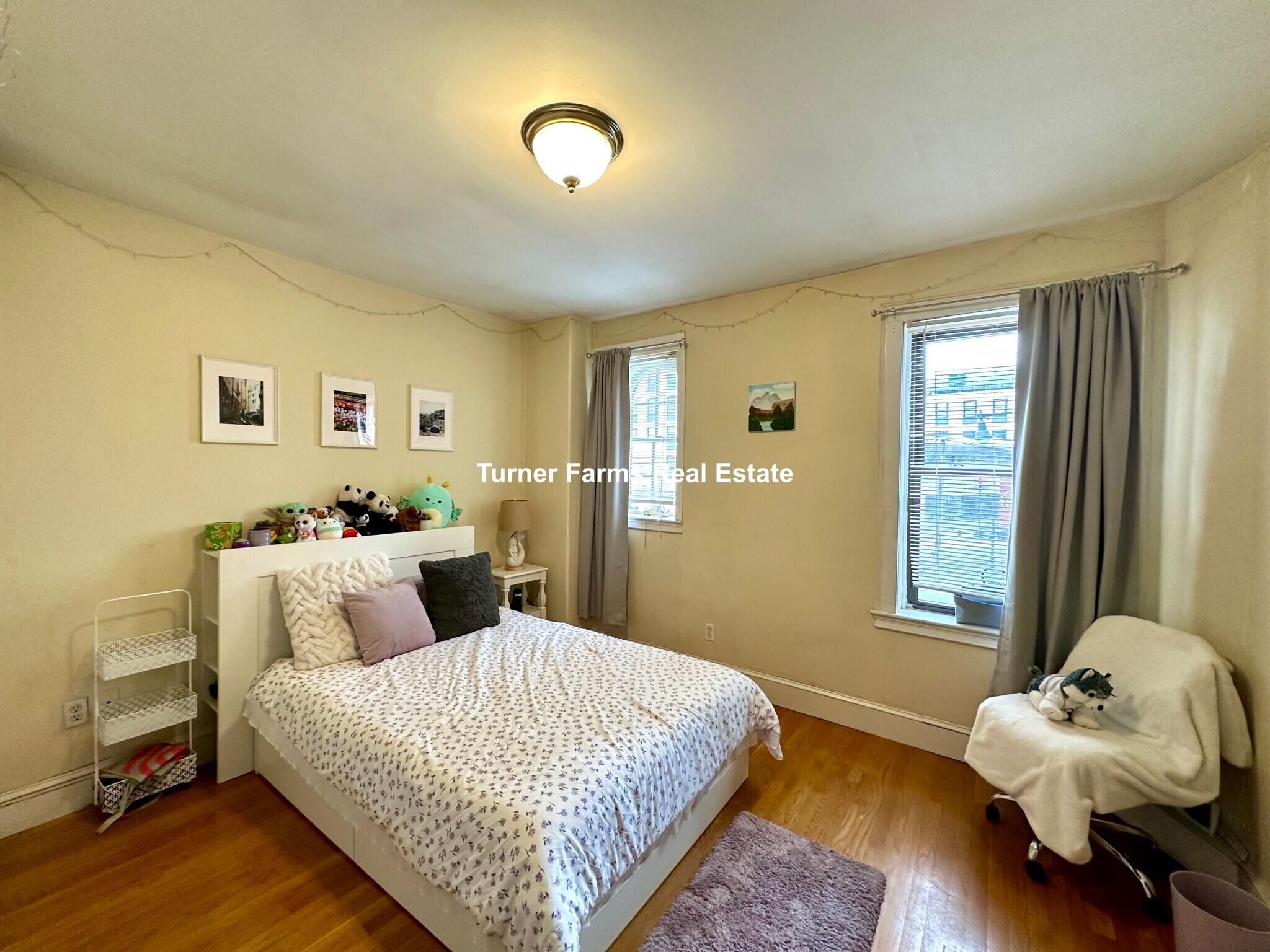 Building Photo - 146 Smith St