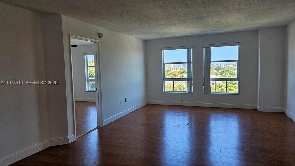 Building Photo - 2351 Douglas Rd