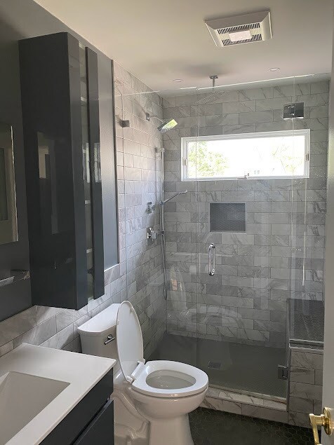 Building Photo - 1221 N Chicago Ave