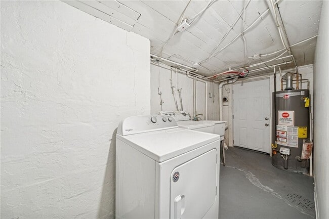 Building Photo - 3226 Richardson Ave