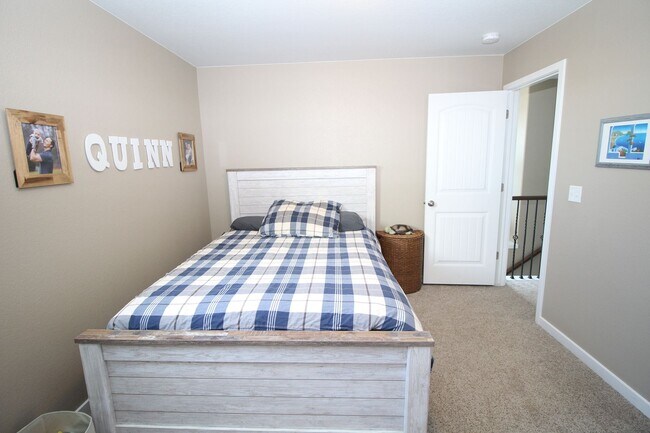 Building Photo - Amazing 4bdrm home in Forest Lakes