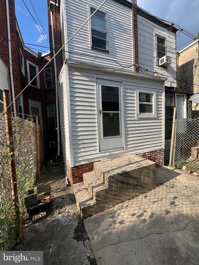 Building Photo - 5930 Osage Ave