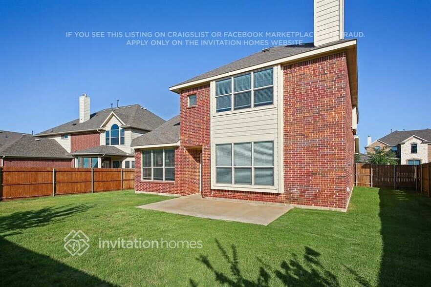 Building Photo - 1204 Litchfield Ln