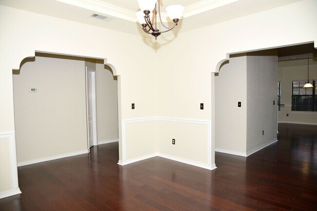 Building Photo - Spacious 4 Bedroom in Southwind at Bluewater Bay!