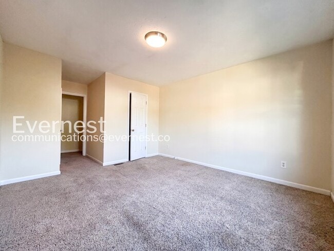 Building Photo - 1174 Ridgecrest Ln SE