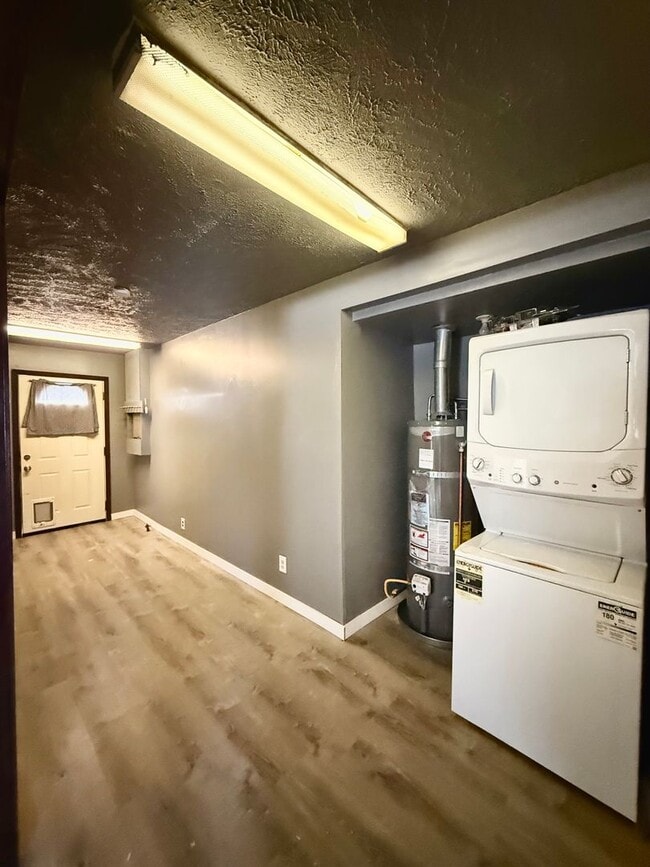 Building Photo - 34420 Thorpe Ct