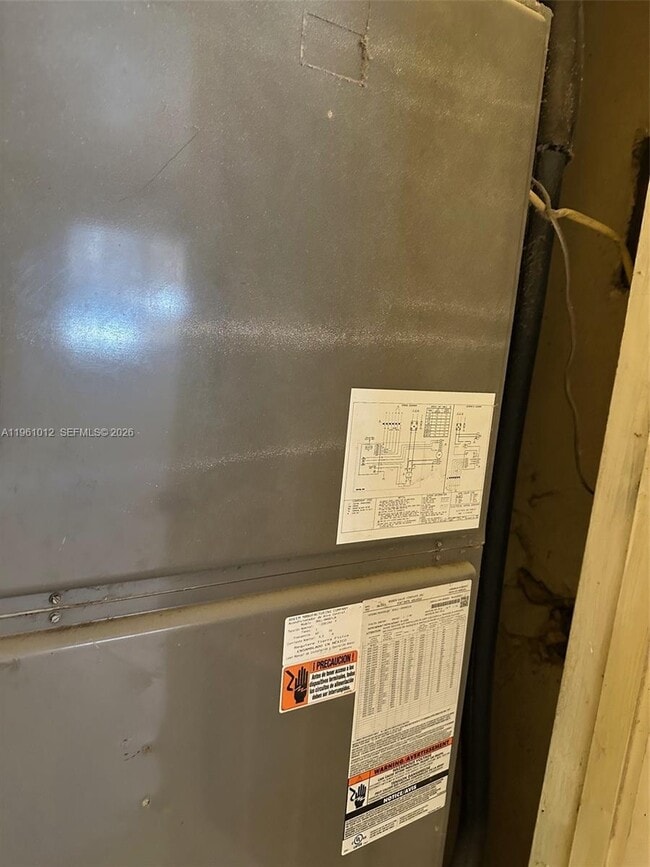 Building Photo - 1655 NW 116th St