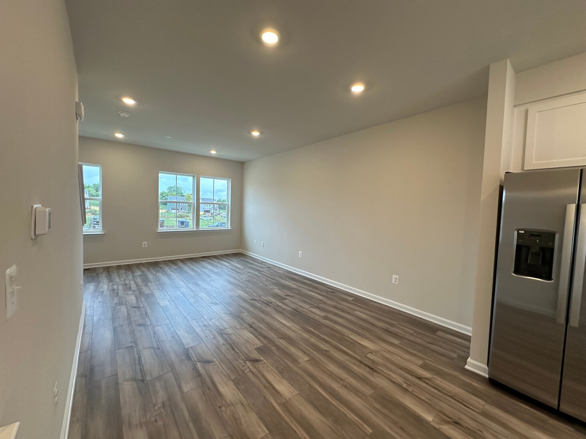 Building Photo - 318 Mineral Springs Rd