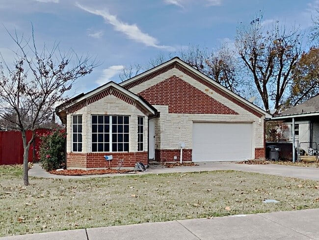 Primary Photo - 3320 Stanley Ave
