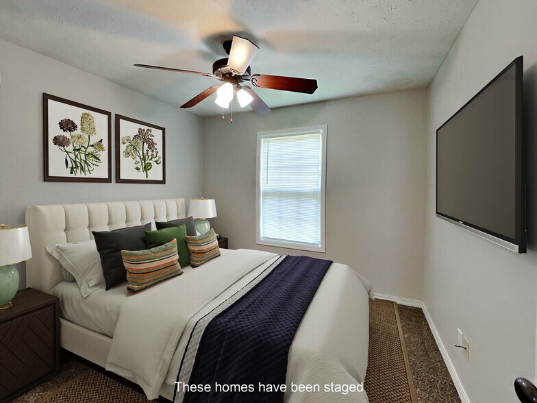 Building Photo - 624 S Mahn Ave