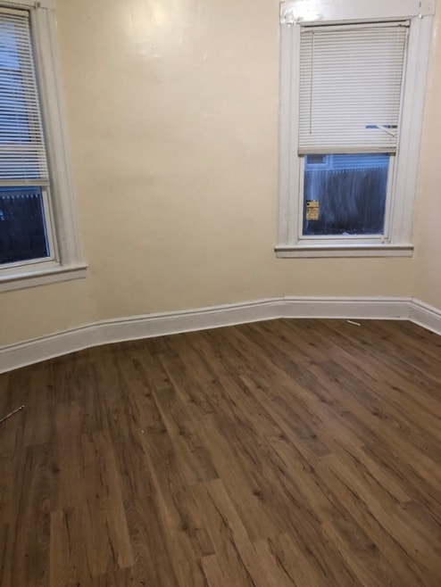 Building Photo - 82 N 15th St