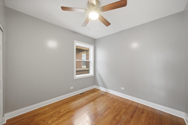 Building Photo - 8326 S Luella Ave