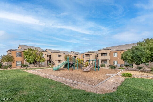 Building Photo - 6650 W Warm Springs Rd