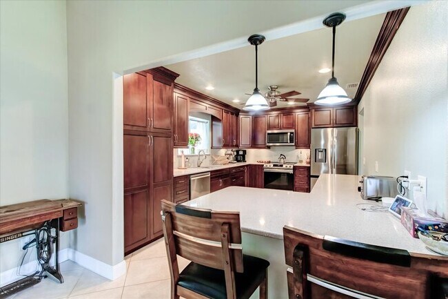 Building Photo - 848 Bucksaw Pl