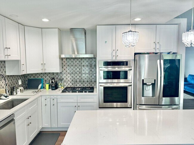 Building Photo - 1384 Marble Hill Dr
