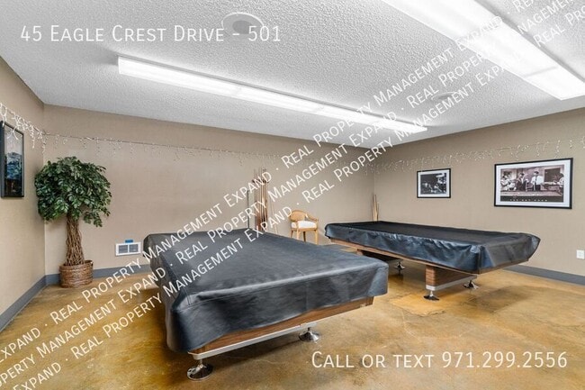 Building Photo - 45 Eagle Crest Dr