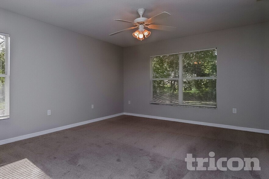 Building Photo - 8 Matricaria Ct