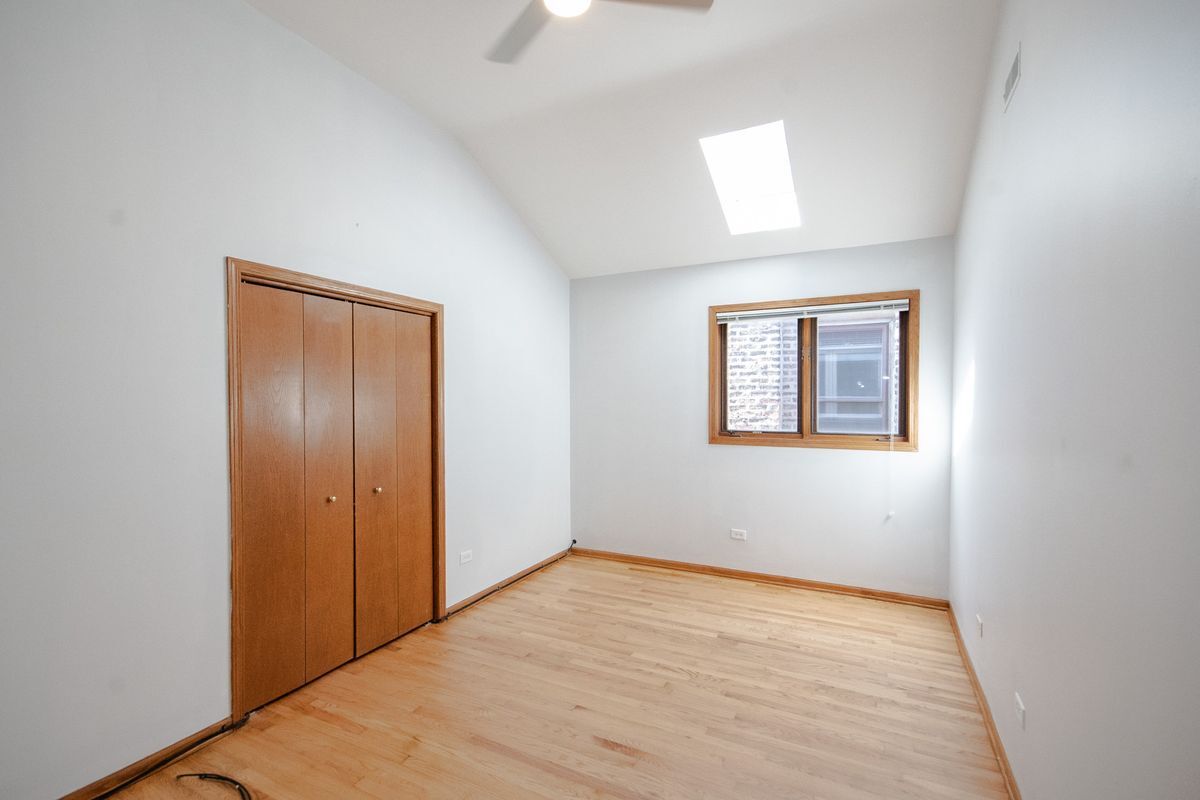 Building Photo - 2428 W Taylor St