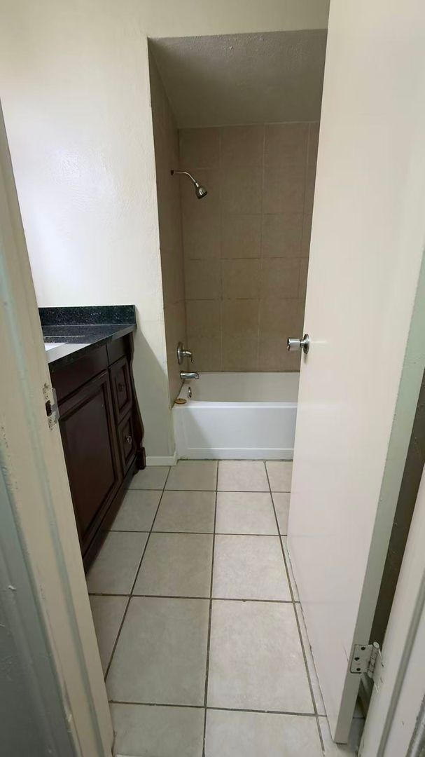 Building Photo - Beautiful 3 Bedroom 2 Bathroom in Rowlett!
